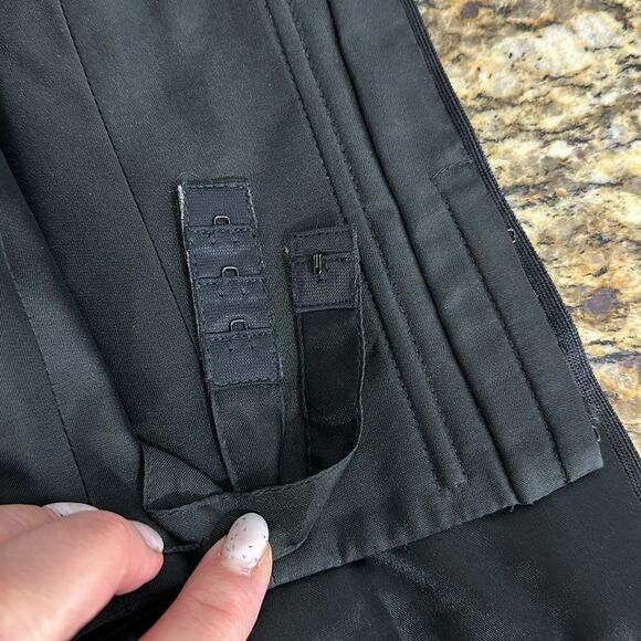 Carmen Marc Valvo Black Floral Beaded Evening Corset Top Size 14 - Picture 8 of 8